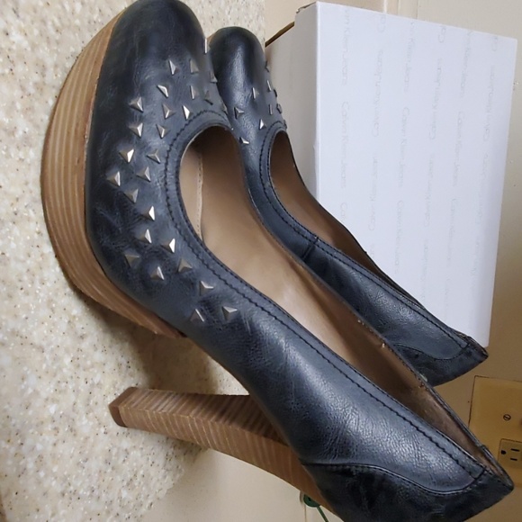 Calvin Klein Jeans Heels - Picture 3 of 8